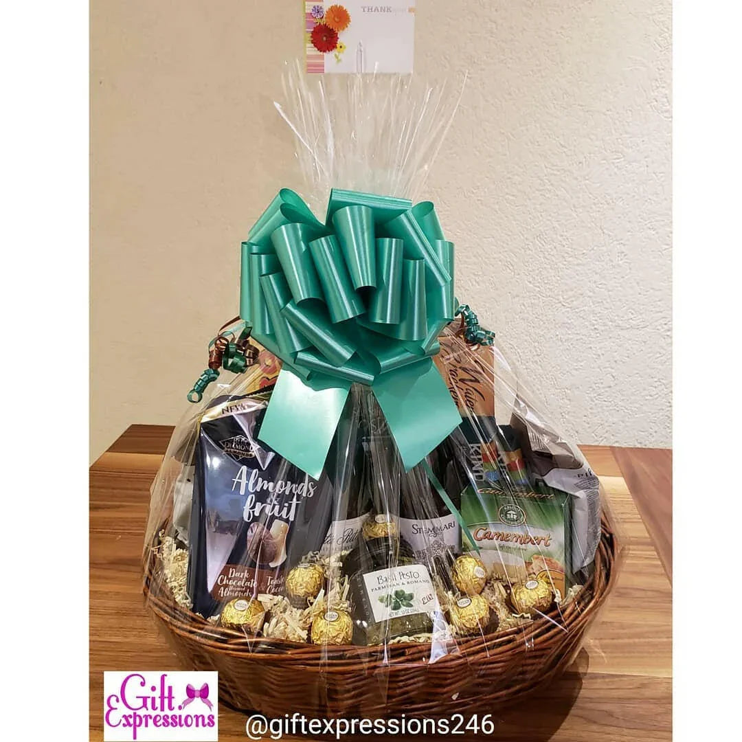 The Finer Things Gourmet Basket - Gift Expressions