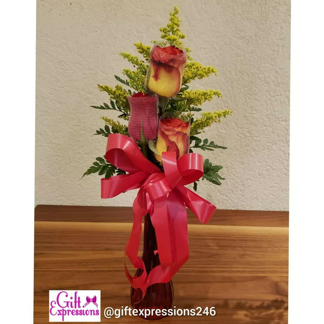 3 Roses in a bud vase - Gift Expressions   